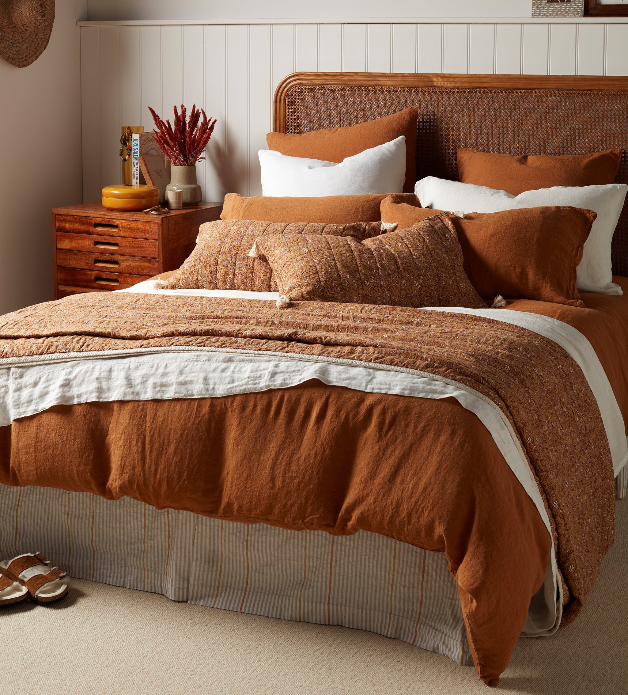 Amber 100% Linen Bed Linen