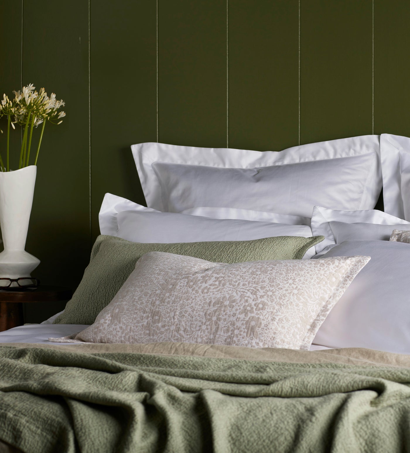 White Luxury 600 Thread Count Cotton Bed Linen