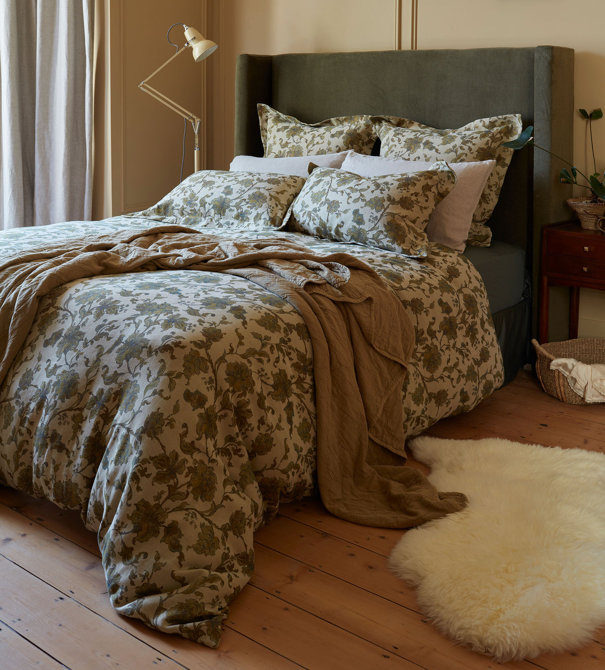 Rosie Floral Jacquard 100% Cotton Bed Linen