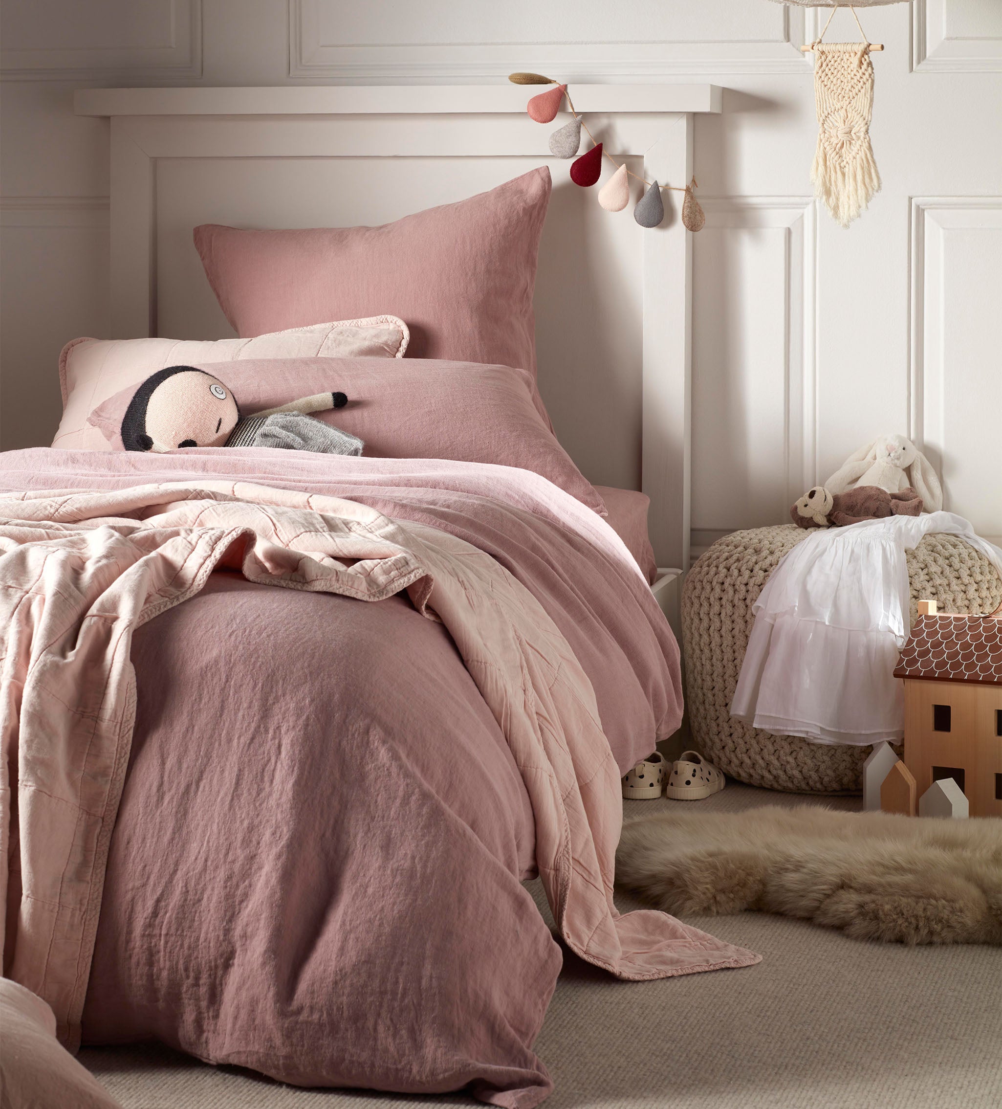Vintage Rose 100% Linen Bed Linen