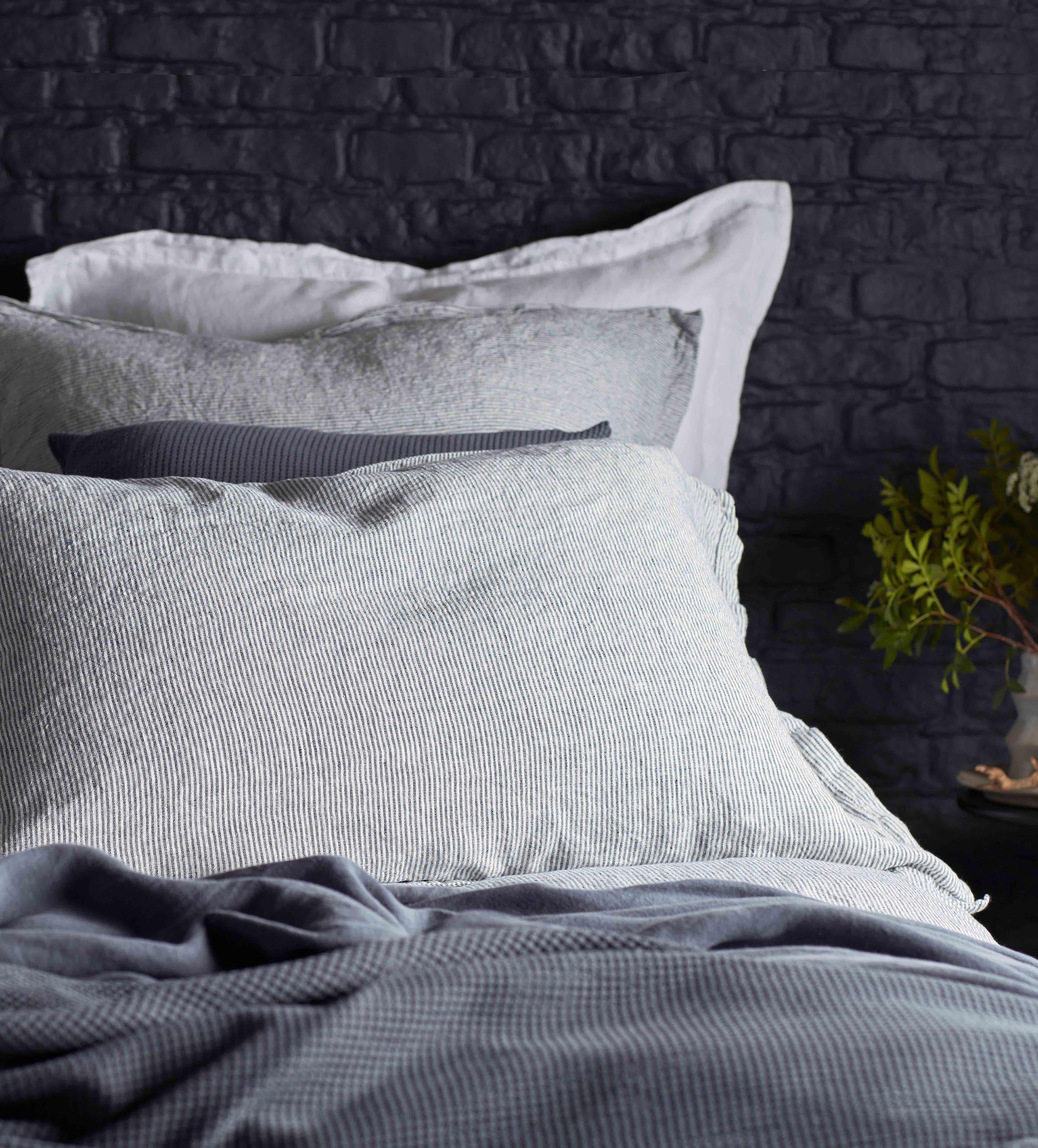 LINEN SID STRIPE BED LINEN PILLOWCASES