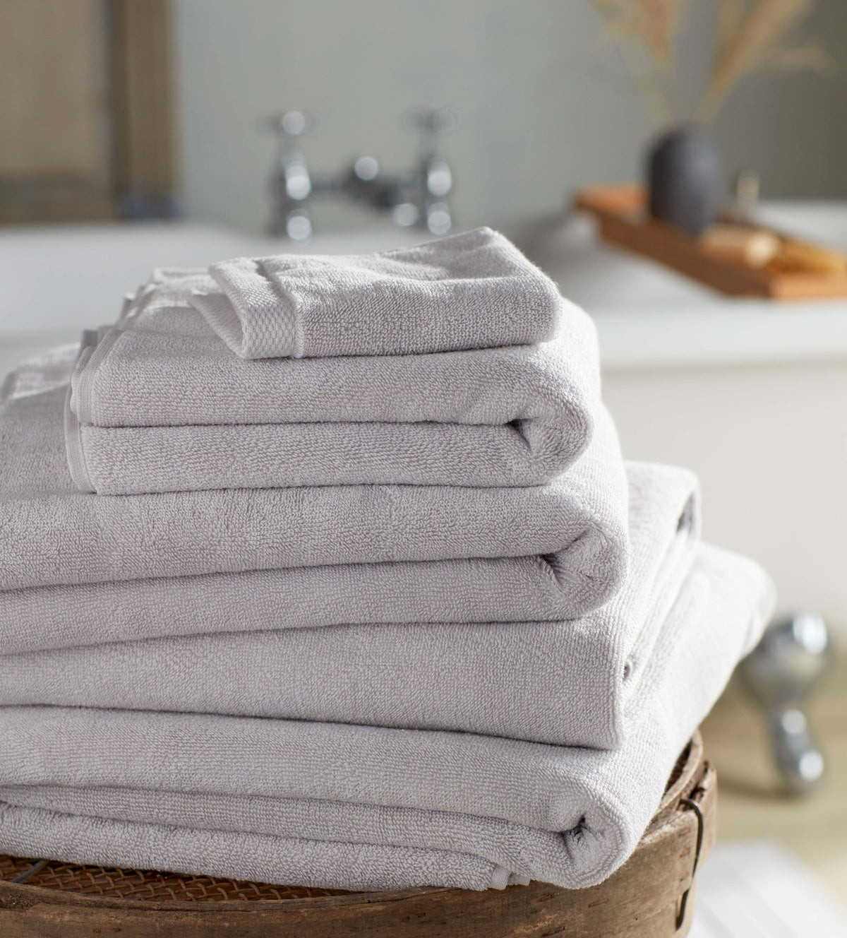 PEBBLE GREY LUXURY TOWELS