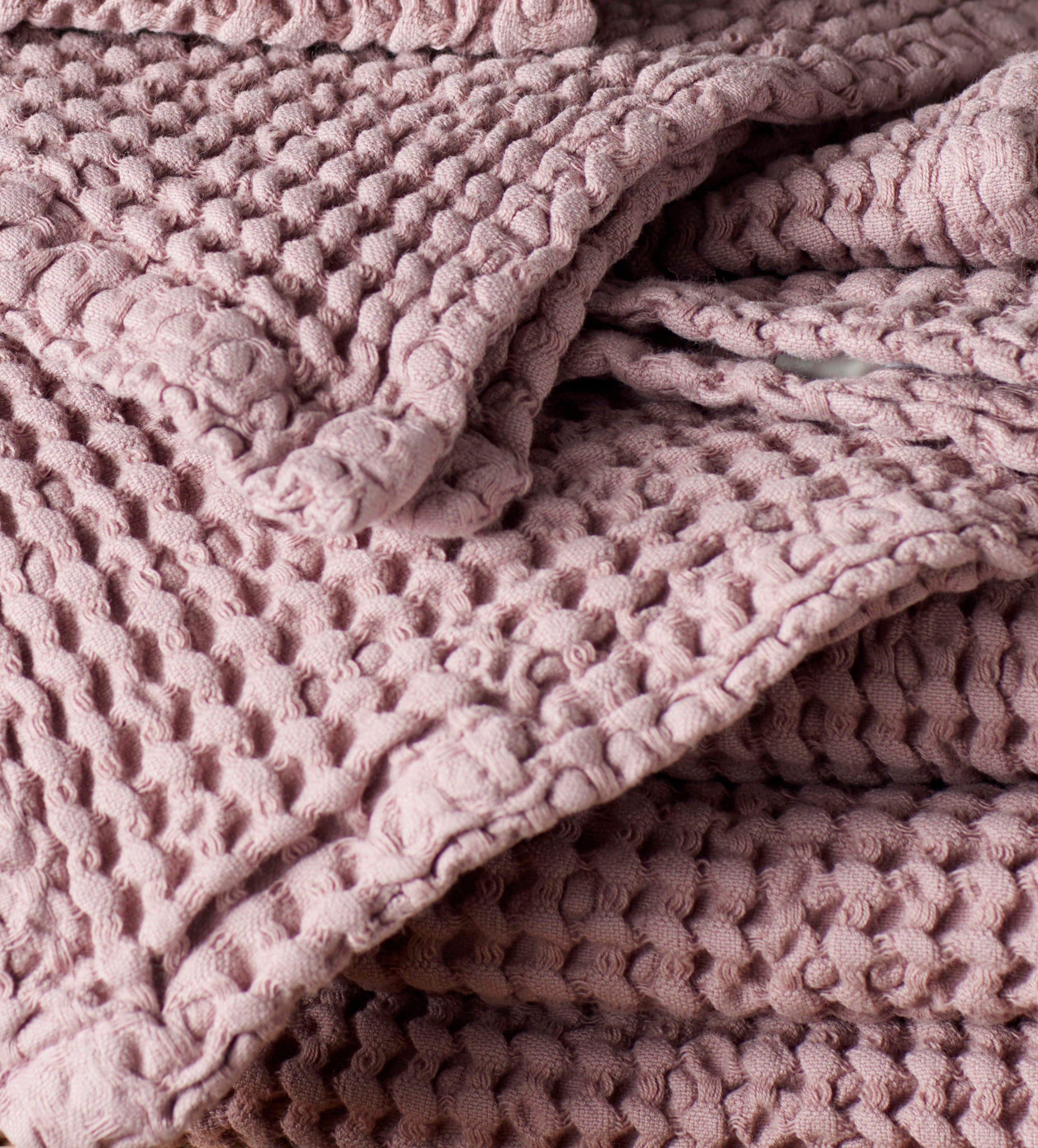 WAFFLE COTTON TOWEL VINTAGE ROSE DETAIL