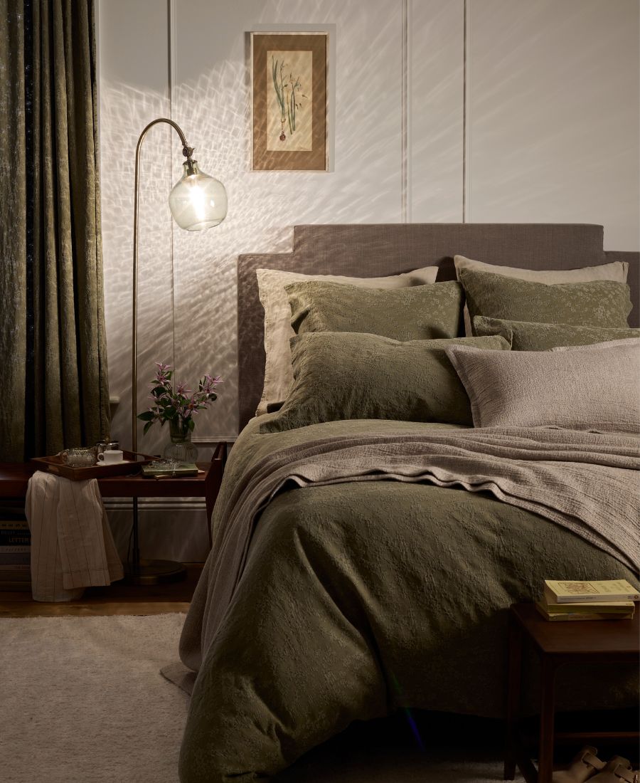 How to Create a Calming Bedroom