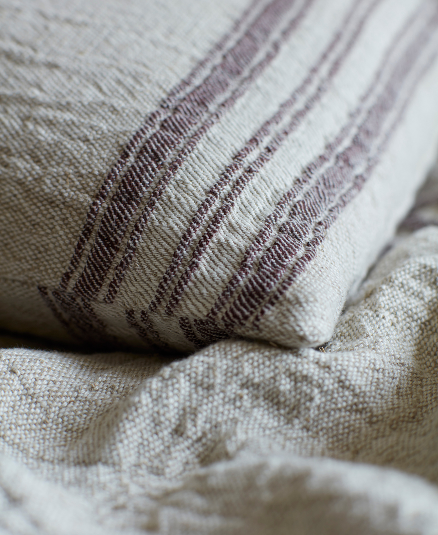 Why a Throw is the Perfect Christmas Gift