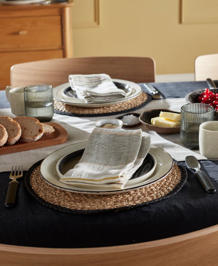 How To Style Your Home for a Family Dinner Party