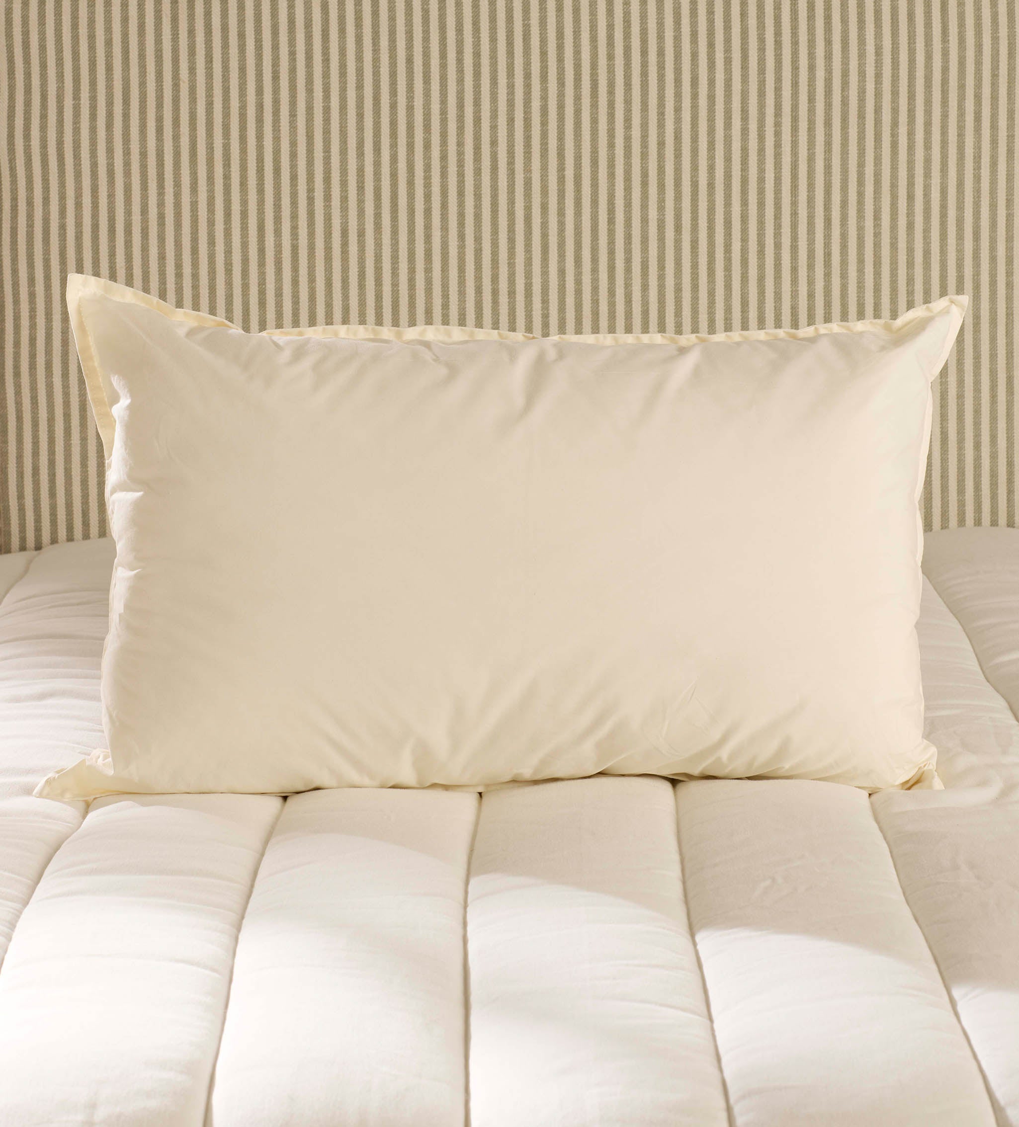 Baa Baa Bedtime Finest Wool Pillow