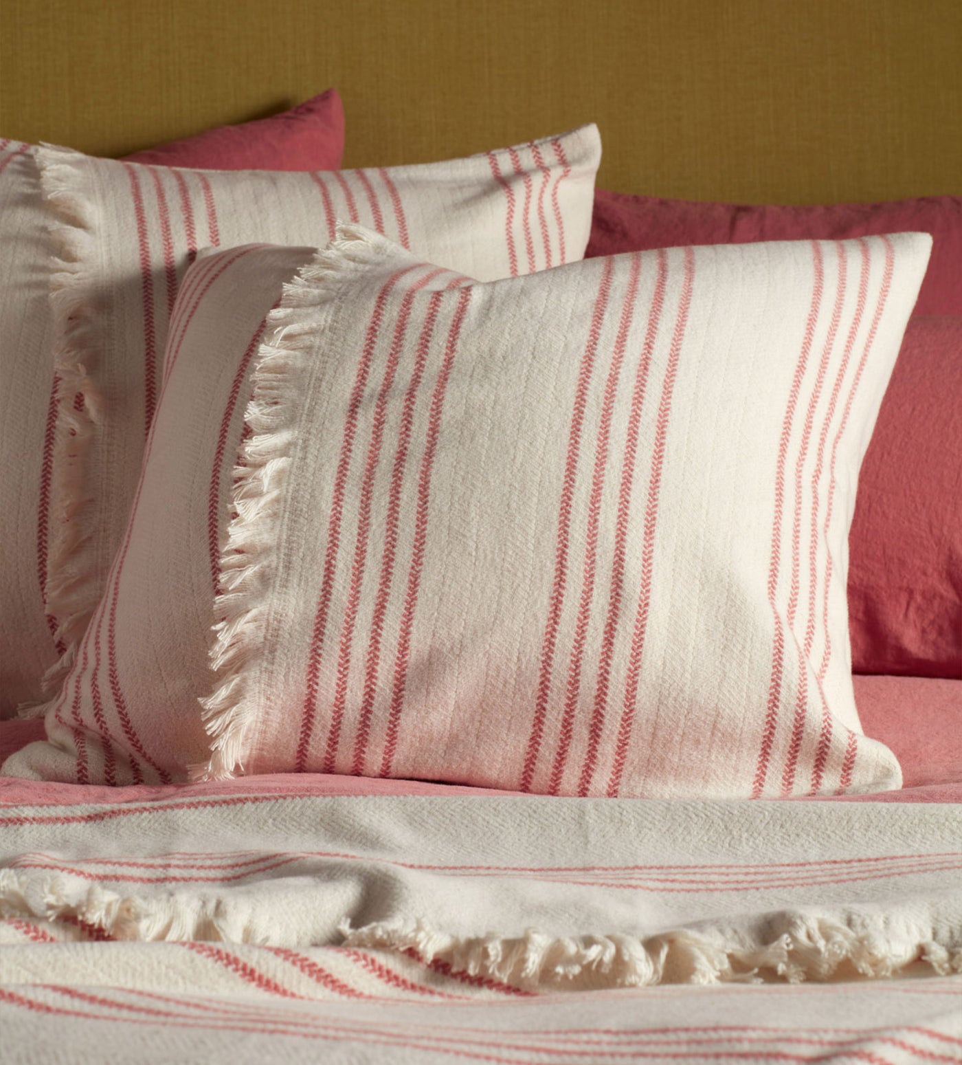Canyon Pink Sonny Cushion Cover and Blanket