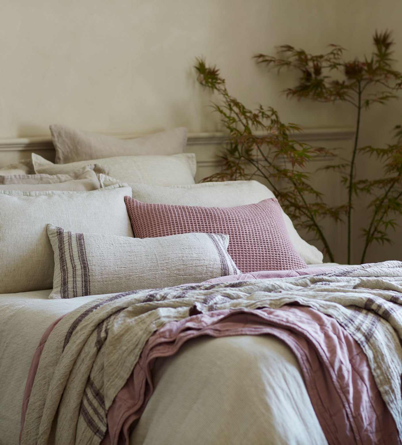 Natural Elijah 100% Linen Throw