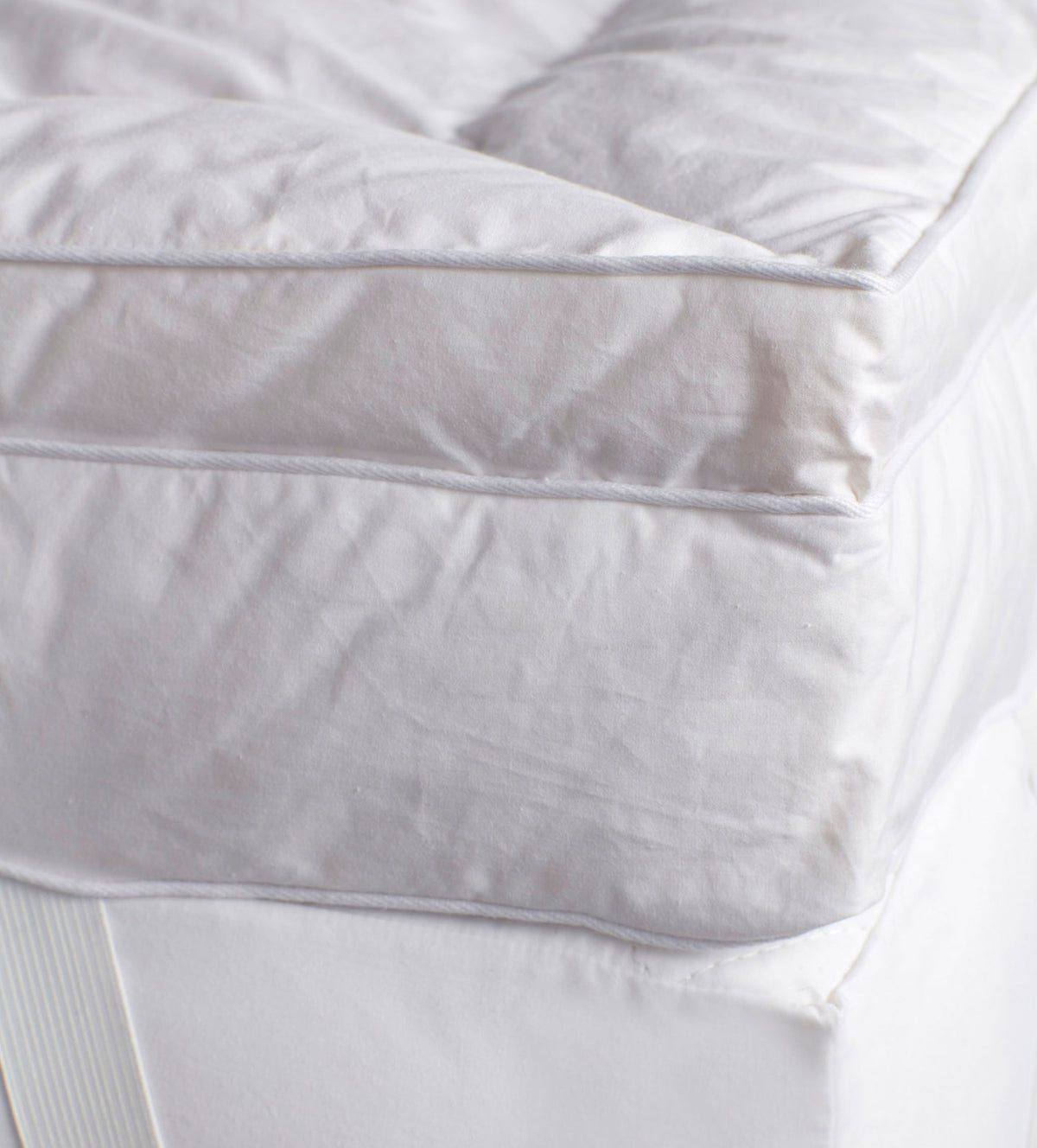Natural European Goose Feather & Down Mattress Topper