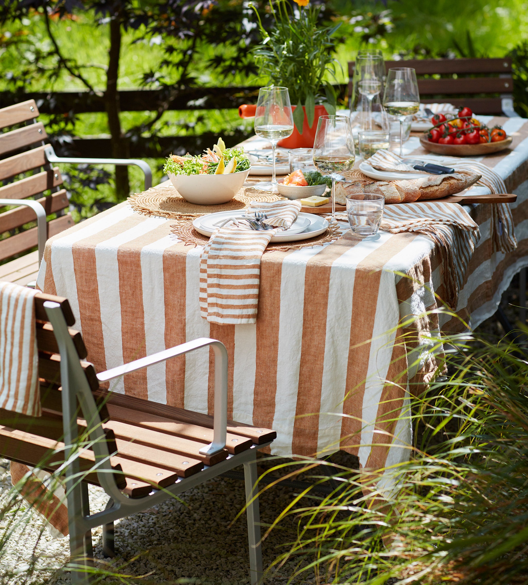 Amber Cora 100% Linen Tablecloth