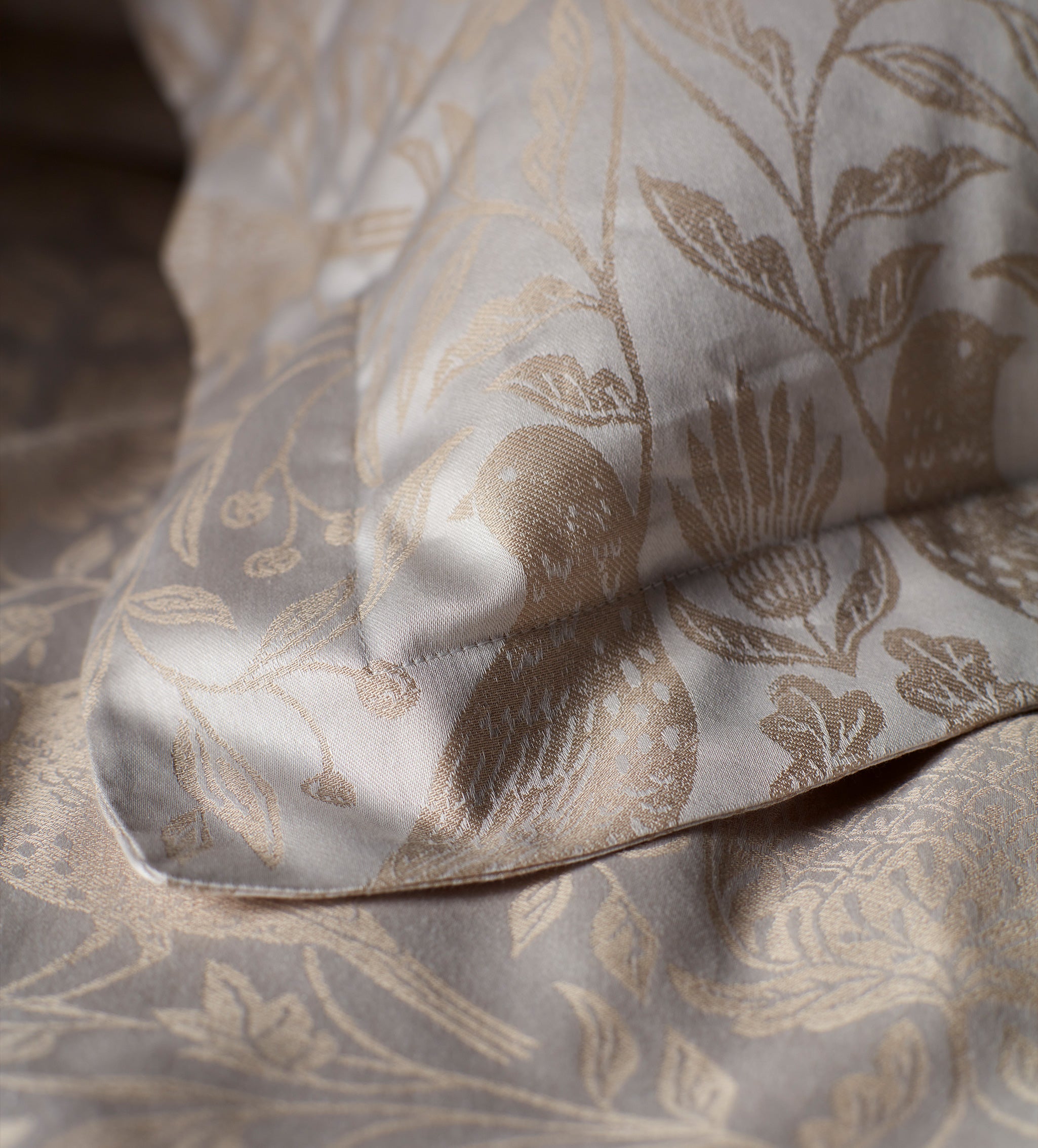 Natural Birdie Jacquard 100% Cotton Bed Linen