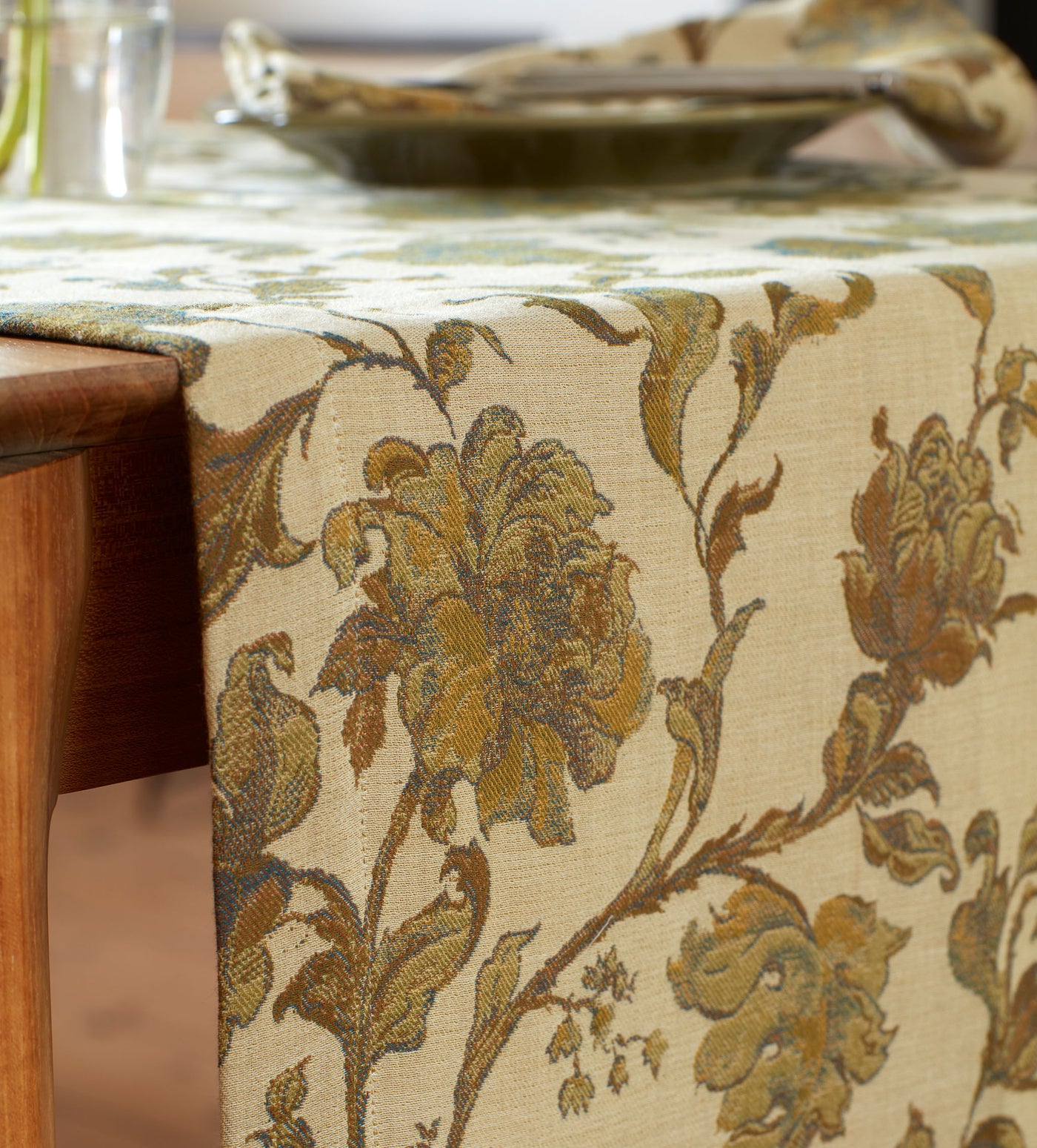 Rosie Floral Jacquard 100% Cotton Runner