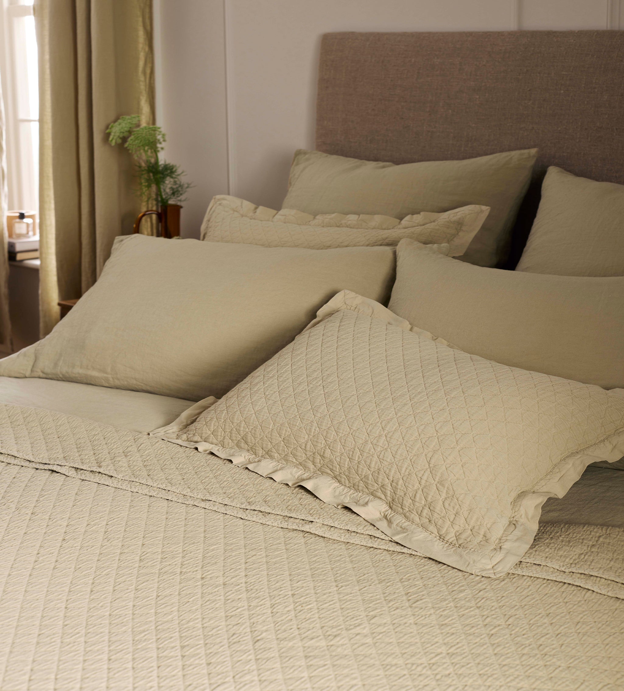 Soft Sage 100% Linen Bed Linen