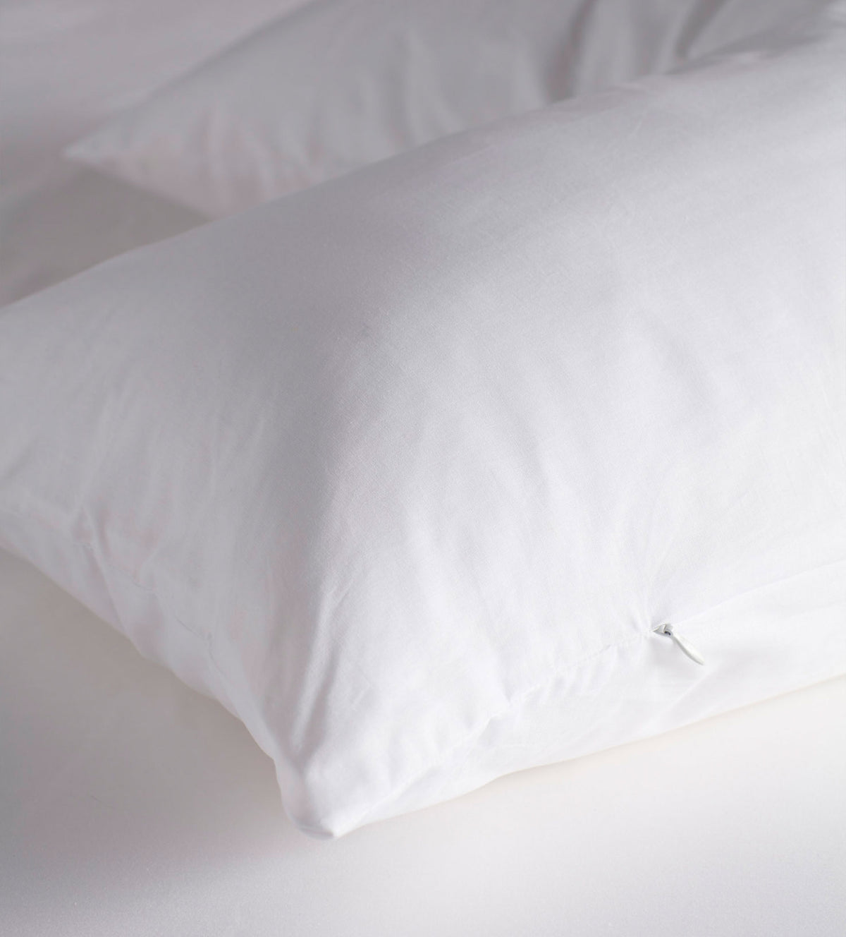 White 100% Cotton V Shape Pillow Cover