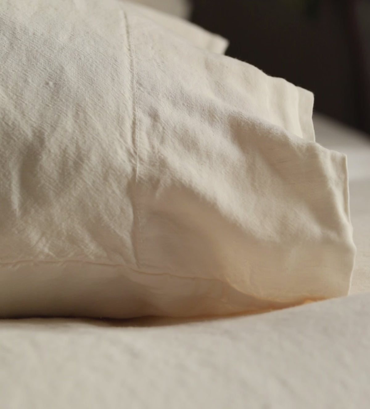 Clotted Cream Super Hero Linen Blend Bed Linen