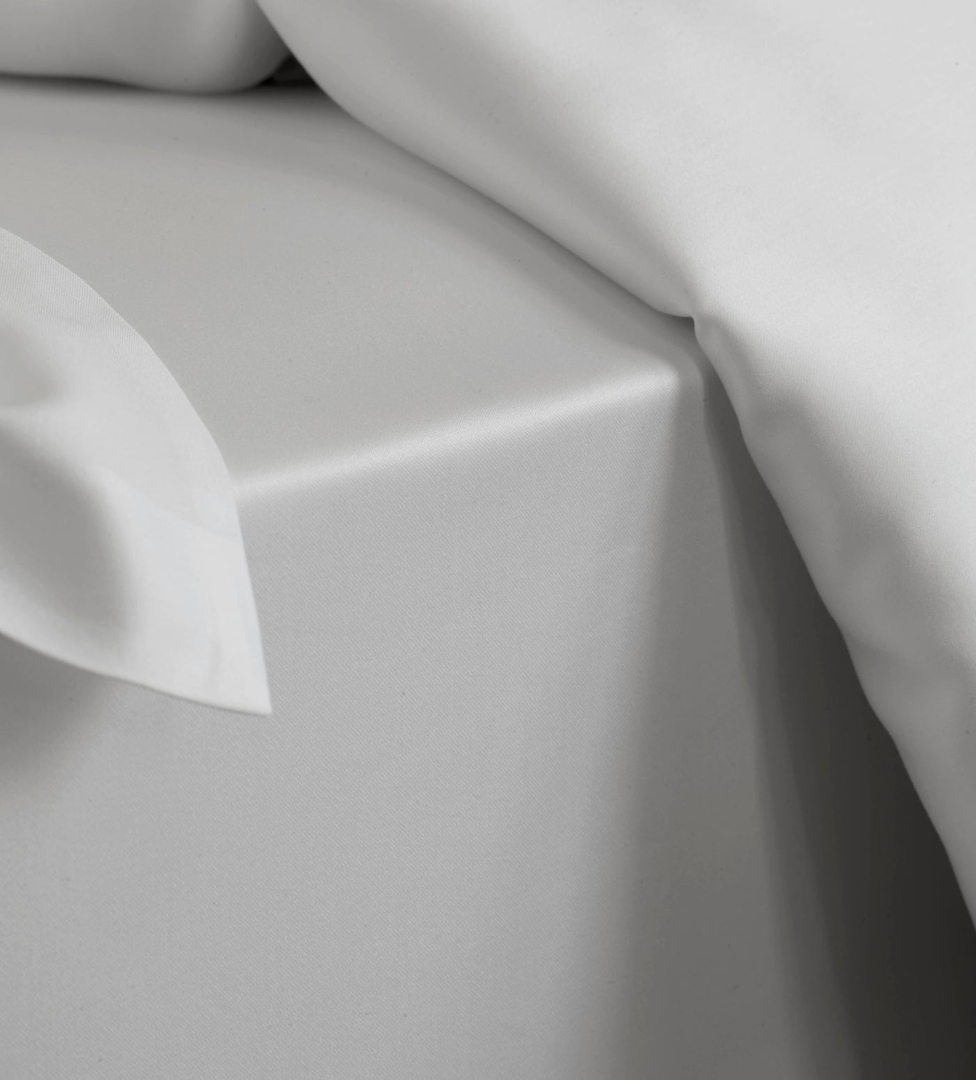 600 Thread Count Luxury Antique White Fitted Sheet