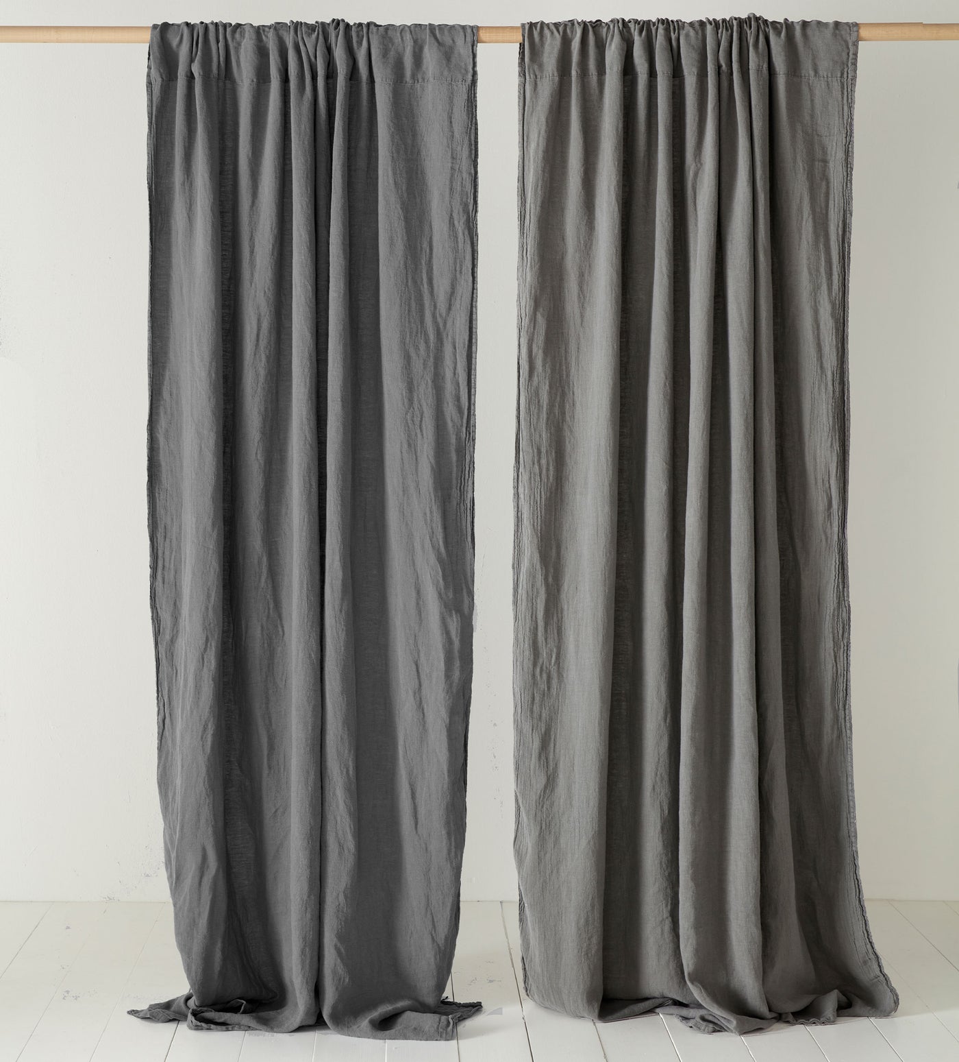 Charcoal Grey 100% Linen Loop Top Curtain (Single)
