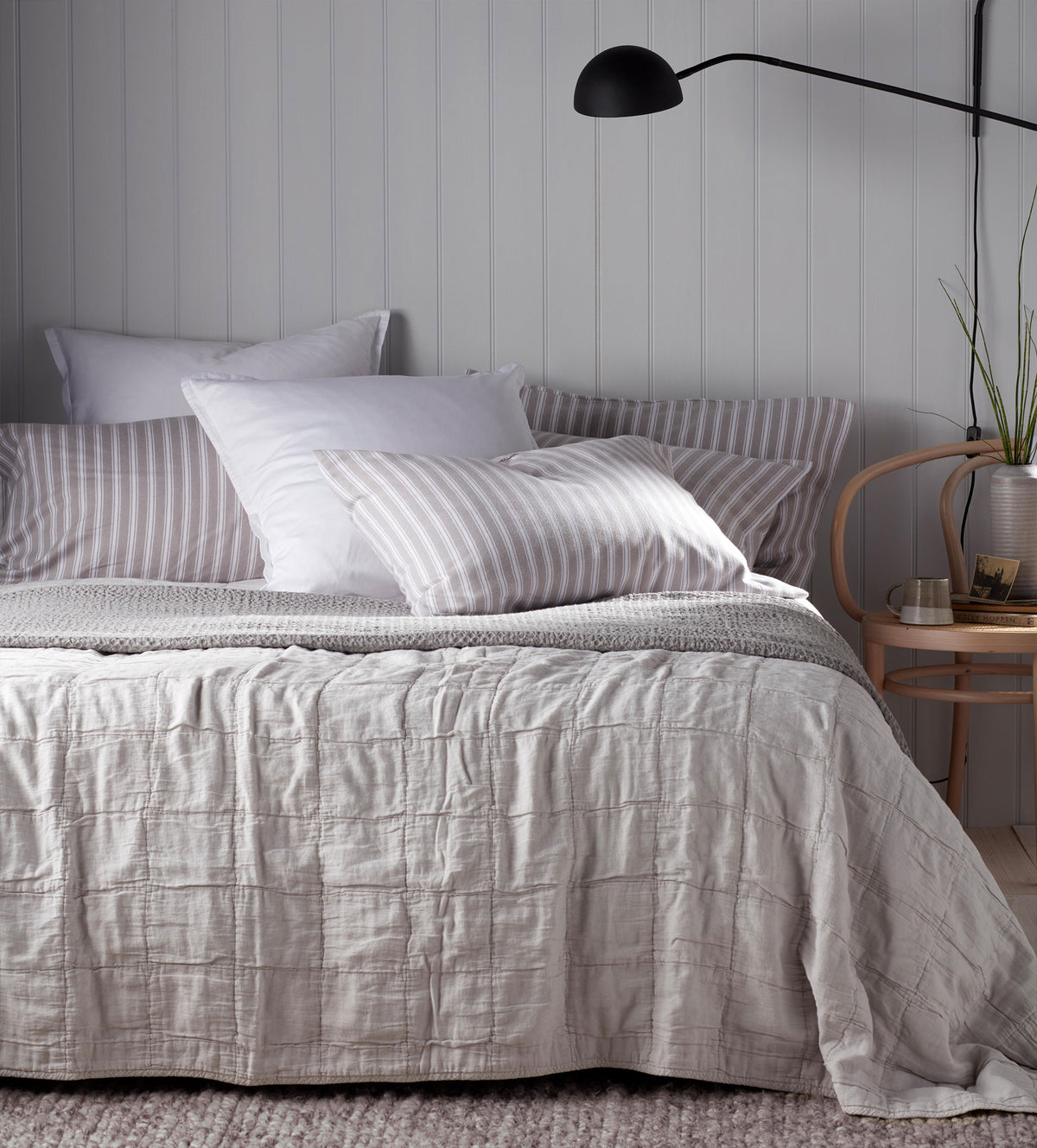 Pebble Finn 100% Cotton Quilted Throw