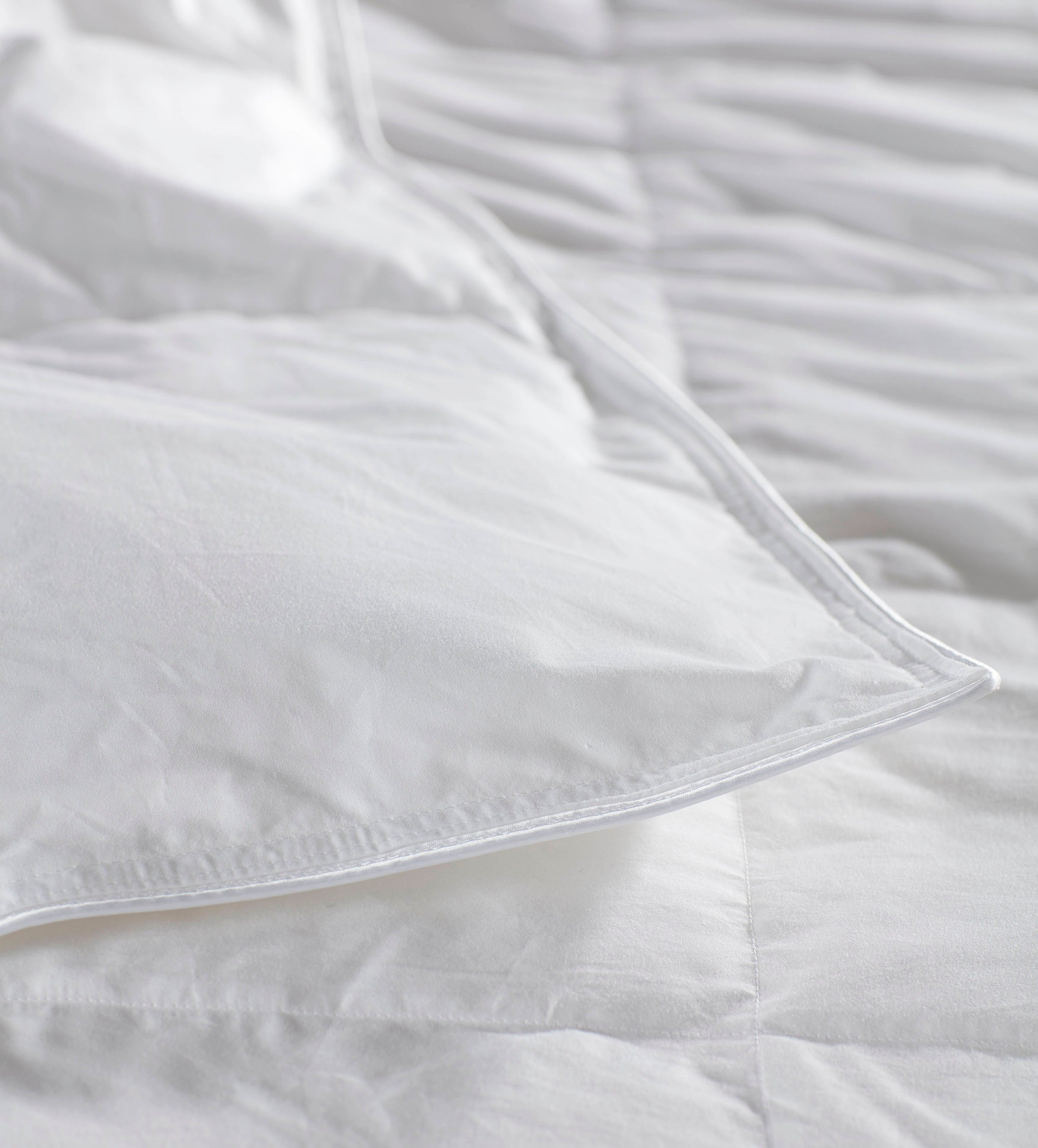 Keep Me Cool Microfibre Duvet Corner Detail