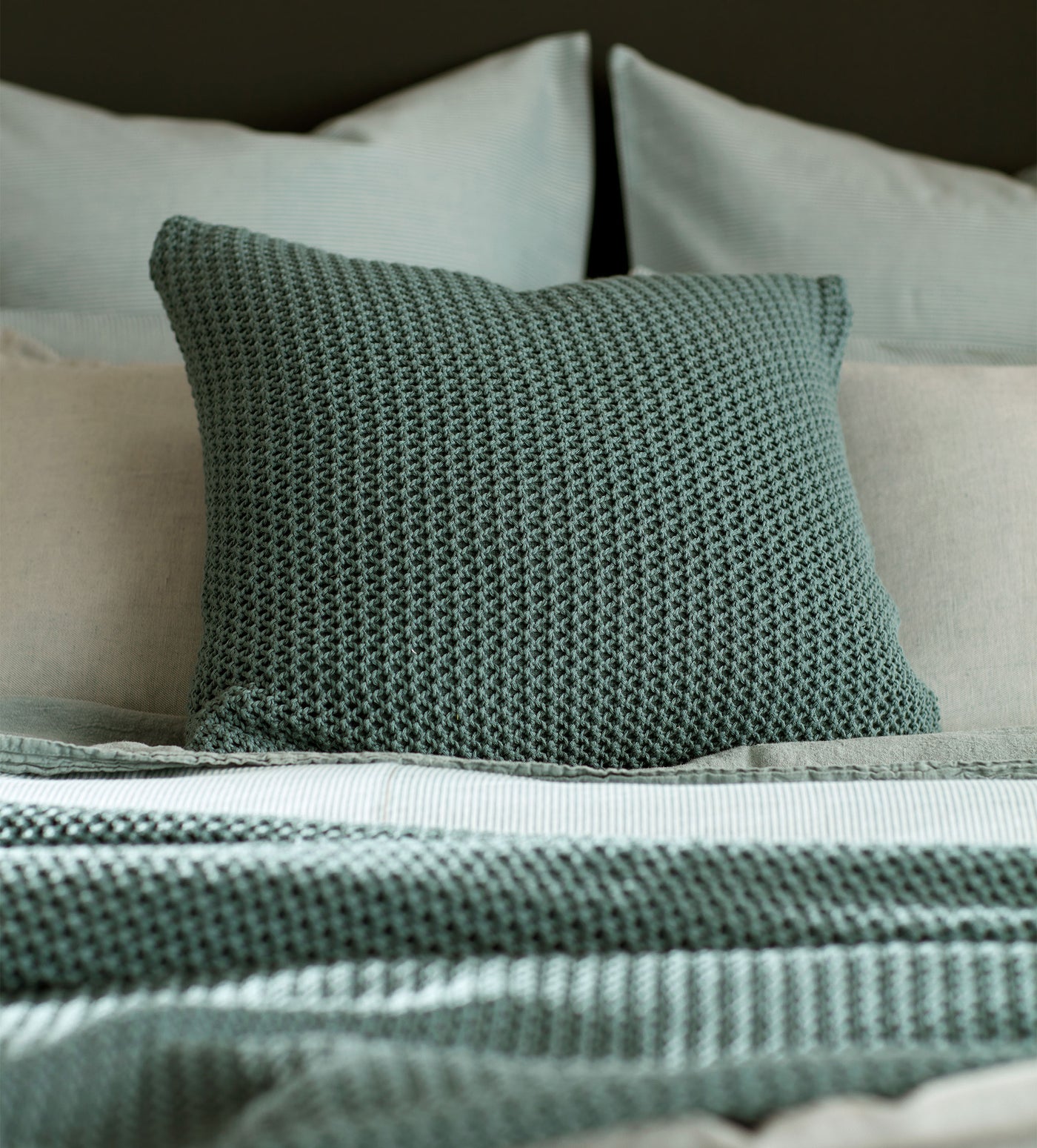 Sea Green 100% Cotton Knitted Cushion Cover