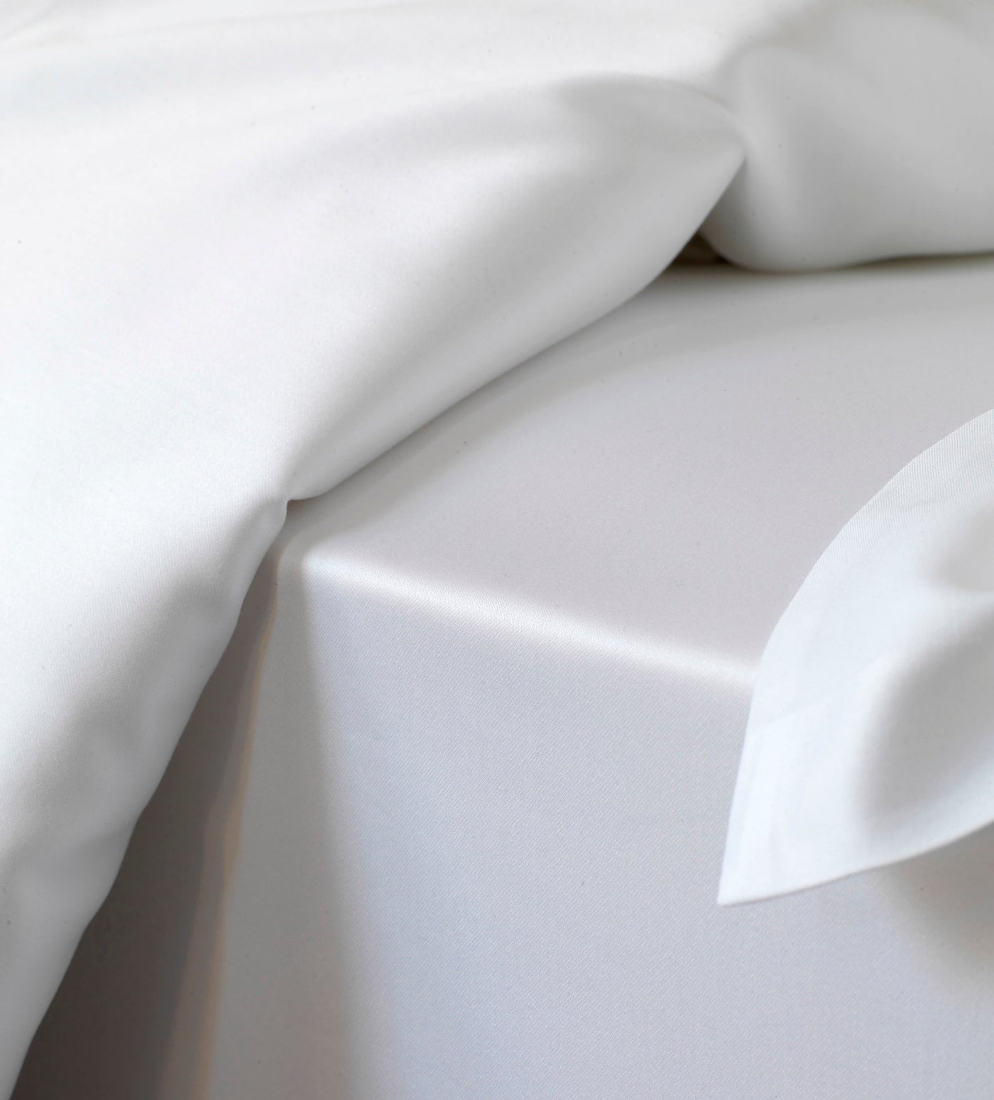 600 Thread Count Luxury White Fitted Sheet