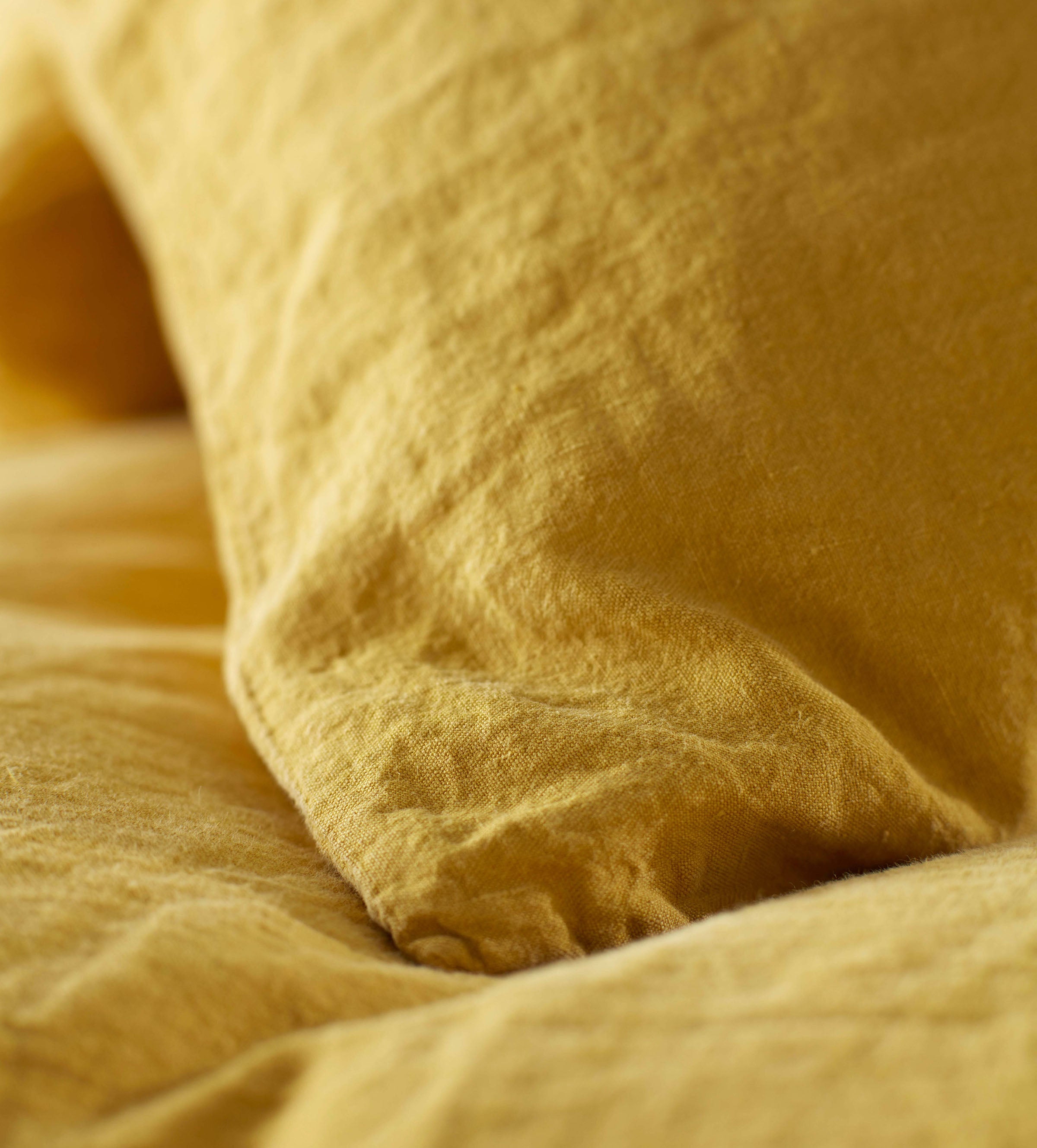 MUSTARD LINEN CORNER NEW