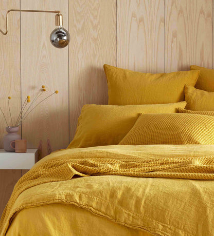 MUSTARD LINEN PILLOWCASES NEW
