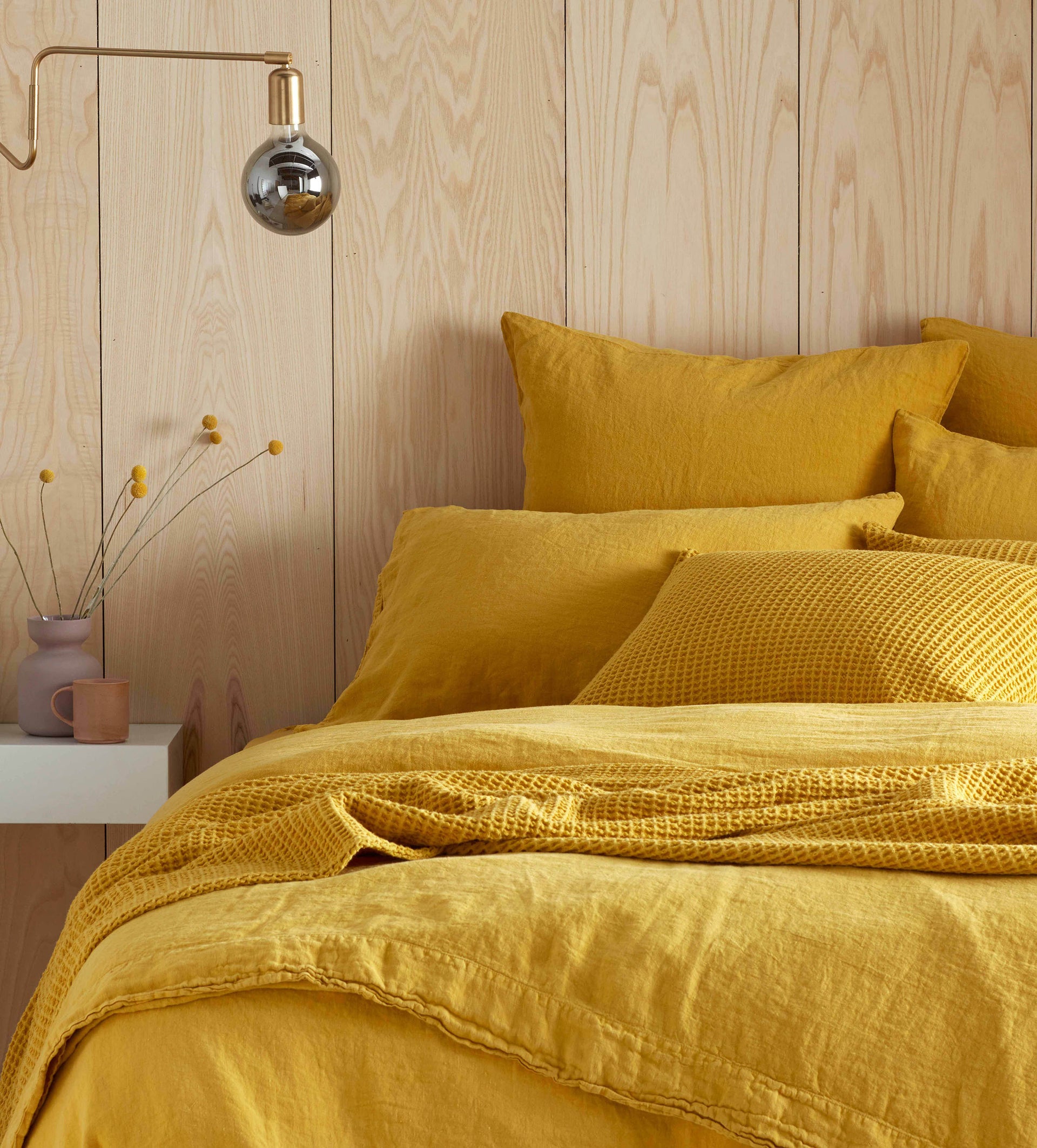 Mustard 100% Housewife Pillowcase