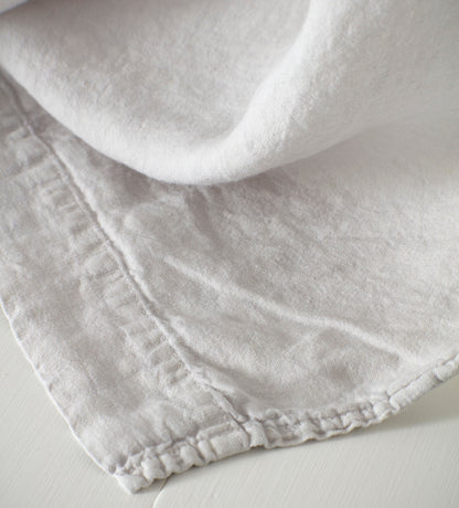 Pebble Grey 100% Linen Curtain Corner