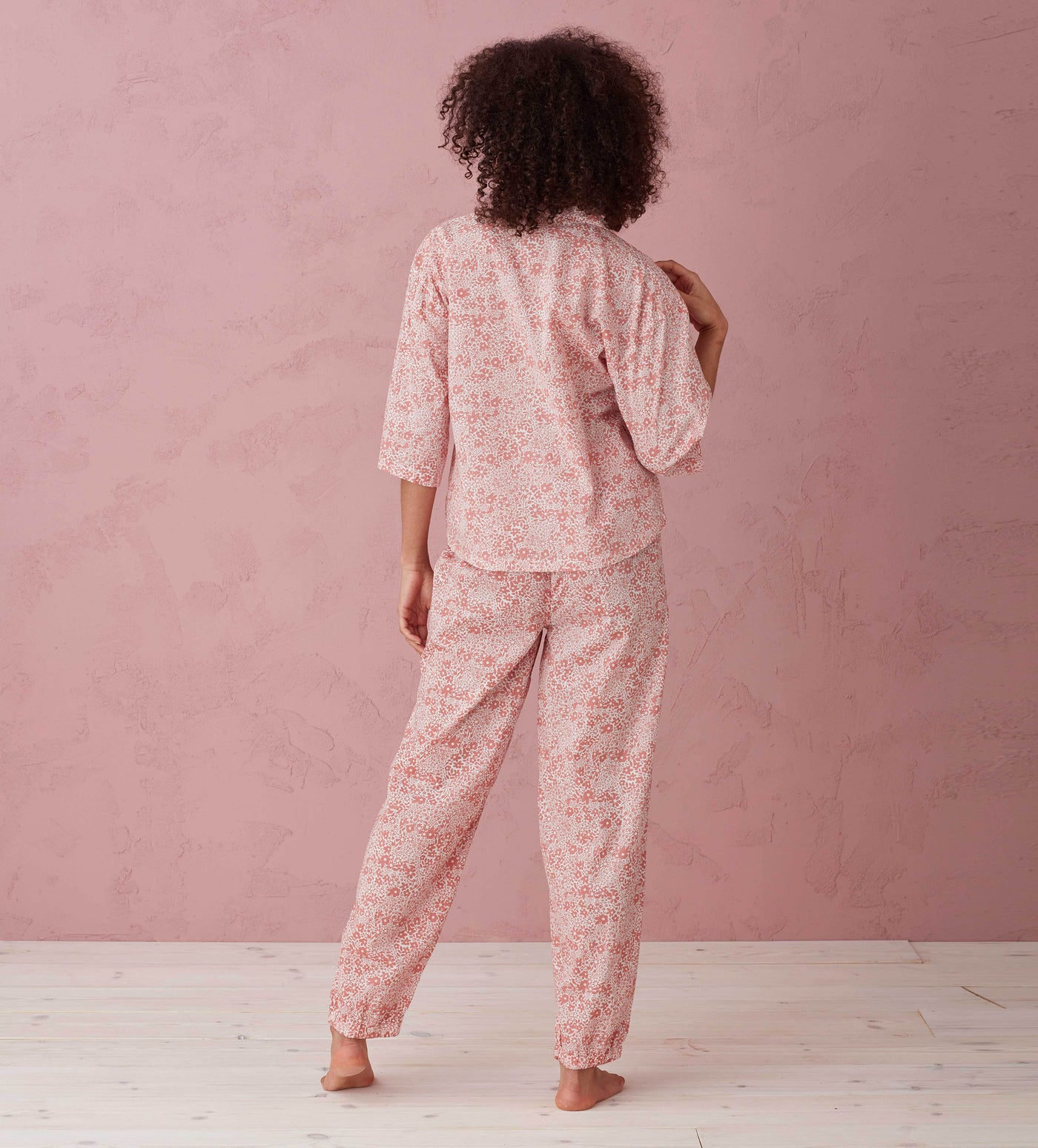 Penny Organic Pyjama Top Pink Model Back
