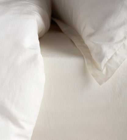 SUPER SOFT SATEEN CREAM FITTED SHEET