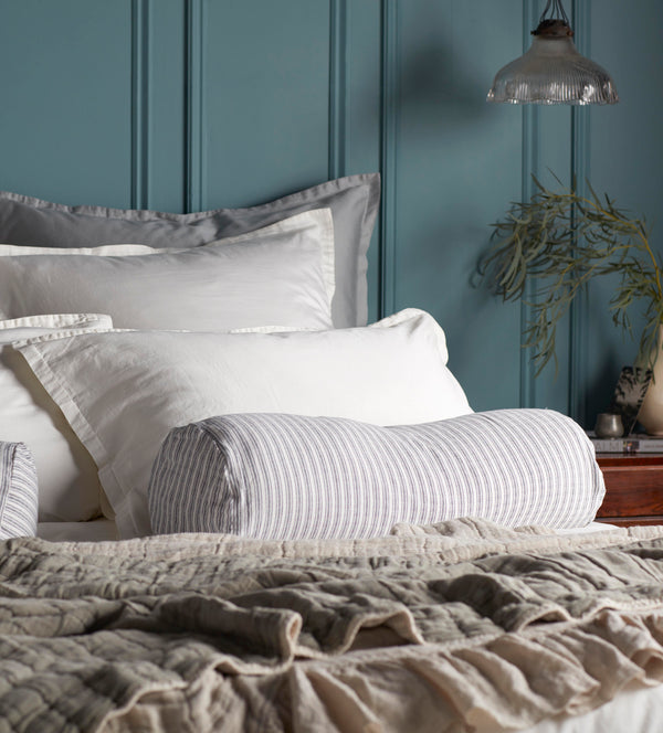 SUPER SOFT SATEEN CREAM PILLOWS