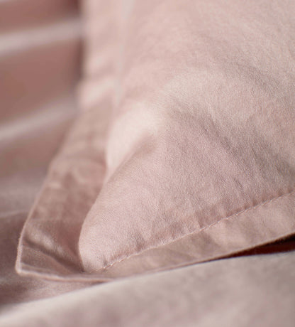 SUPER SOFT SATEEN DUSTY PINK CORNER N