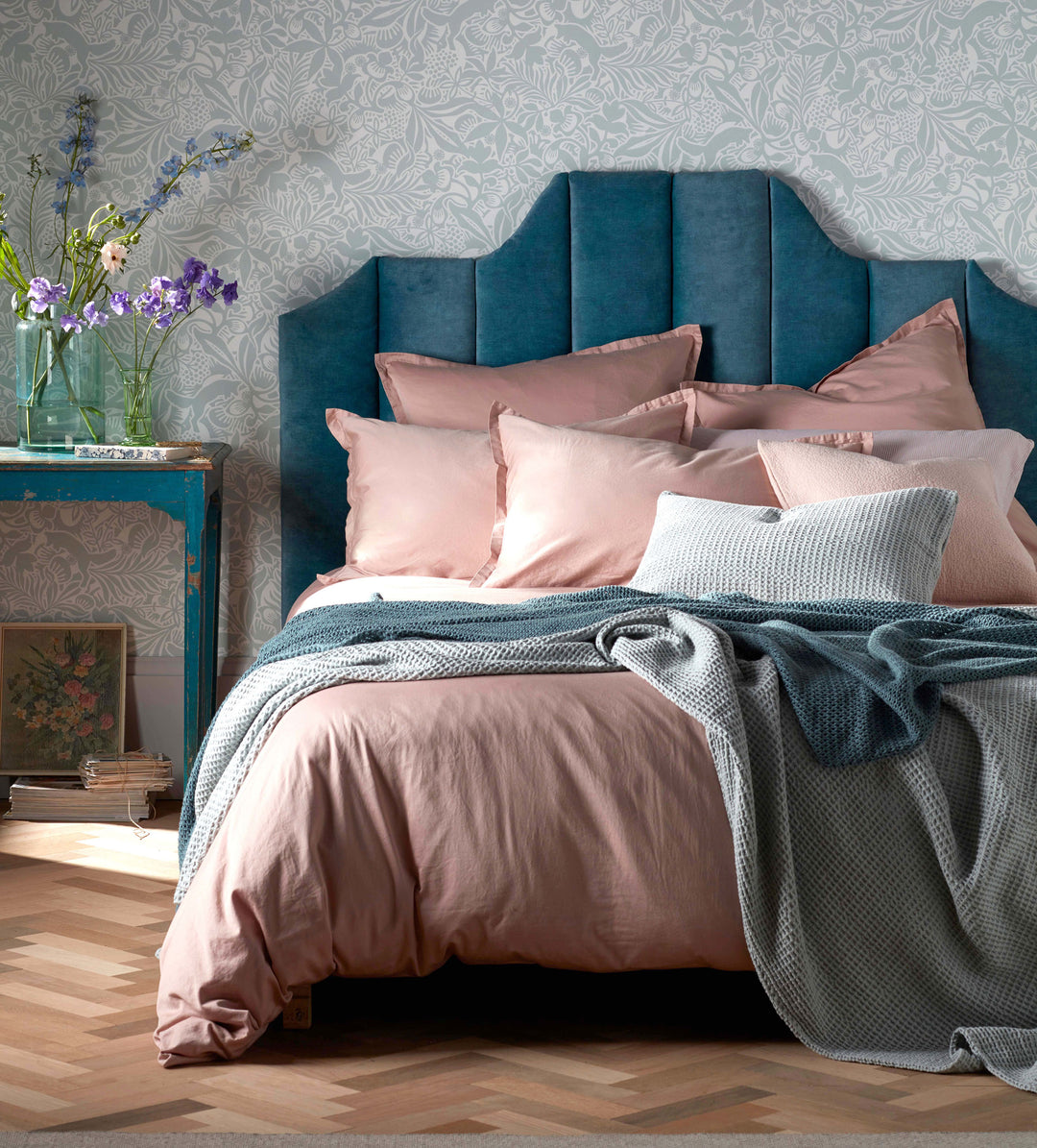 CUDUCA-Dusty Pink Queen Sheet Set With Side Pocket Corner Straps 4 Piece Soft Microfiber Bed Sheets Extra Deep Pocket