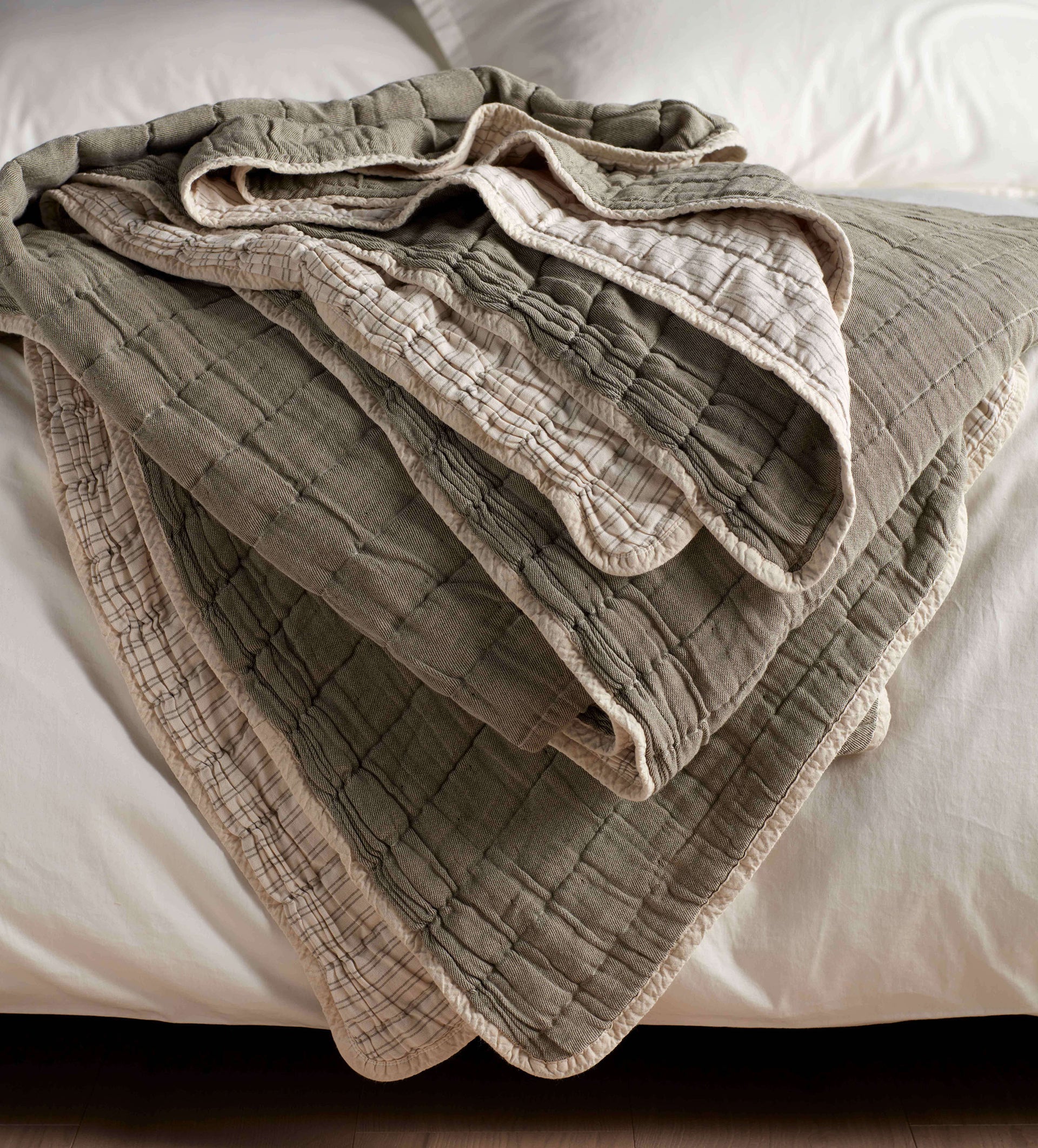 Vivienne 100% Cotton Quilted Throw
