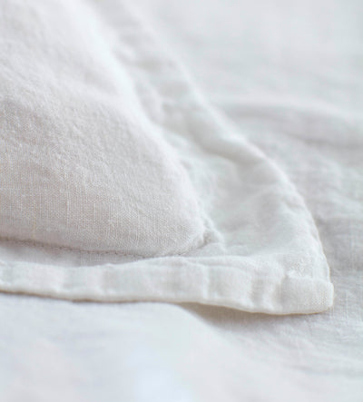 White 100% Linen Oxford Pillowcases Corner Detail