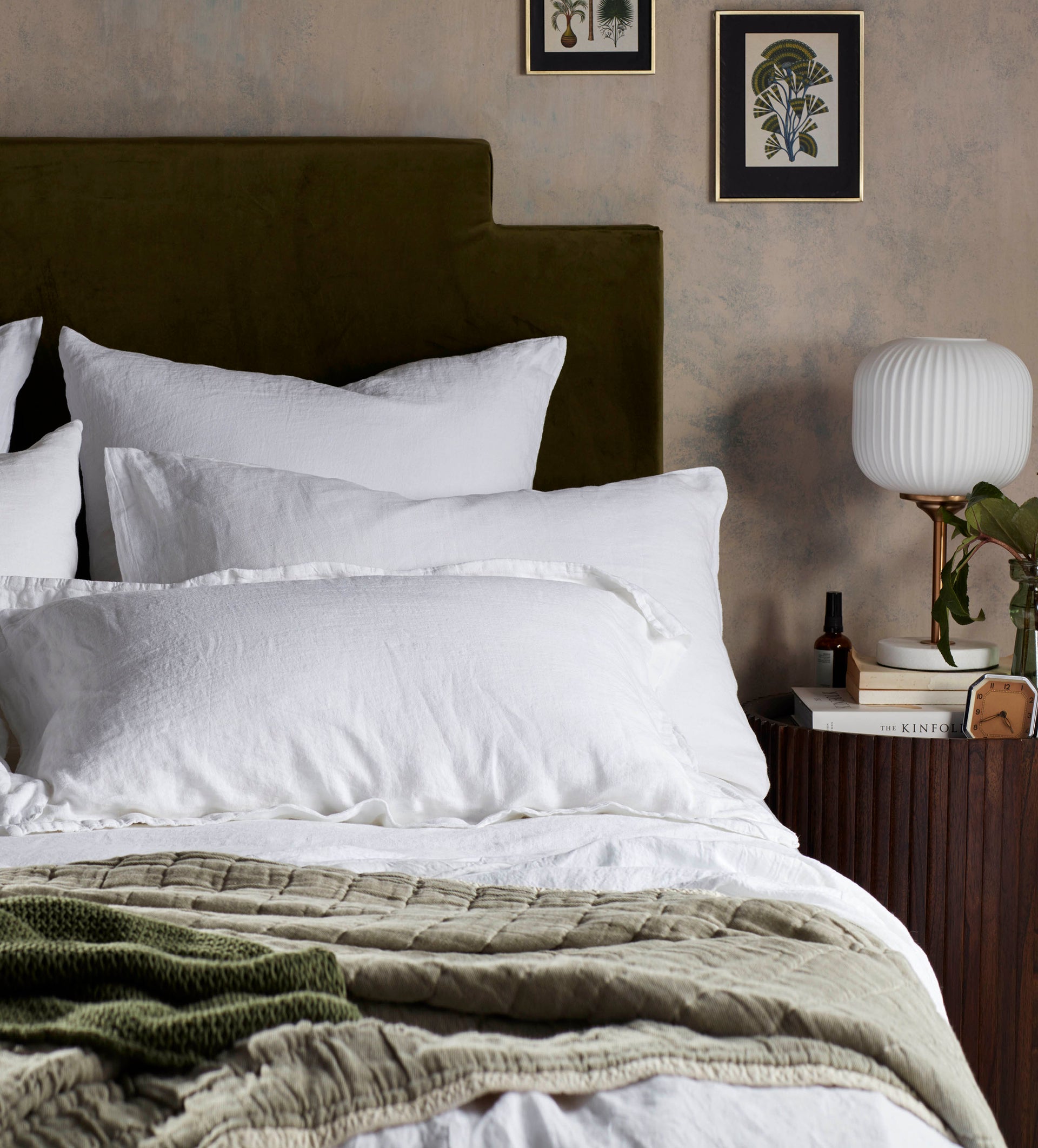 100% Housewife Pillowcase