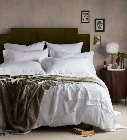 WHITE LINEN MAIN NEW THROW 2022