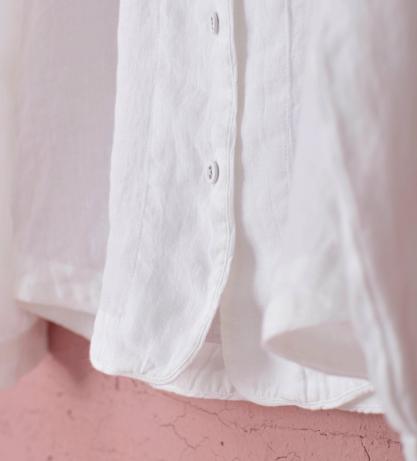 White 100 Linen Long Sleeve Pyjama Top Detail