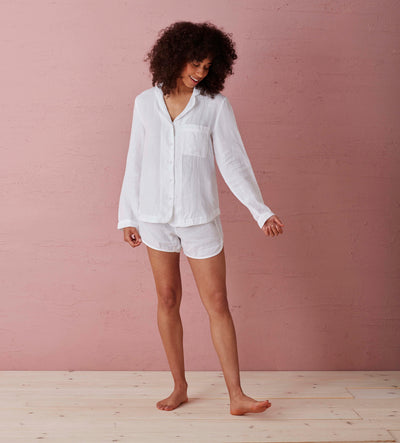 White 100 Linen Long Sleeve Pyjama Top Model Front